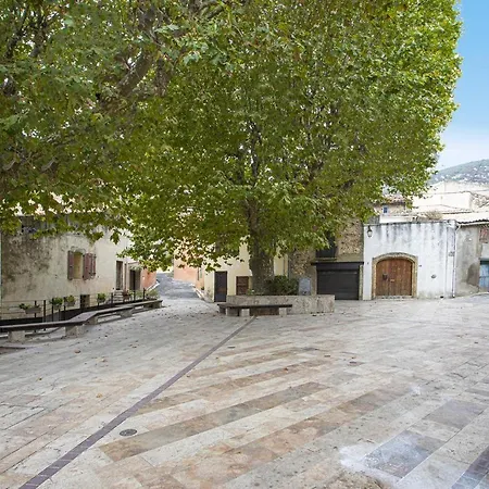 La Romance. Отель типа 